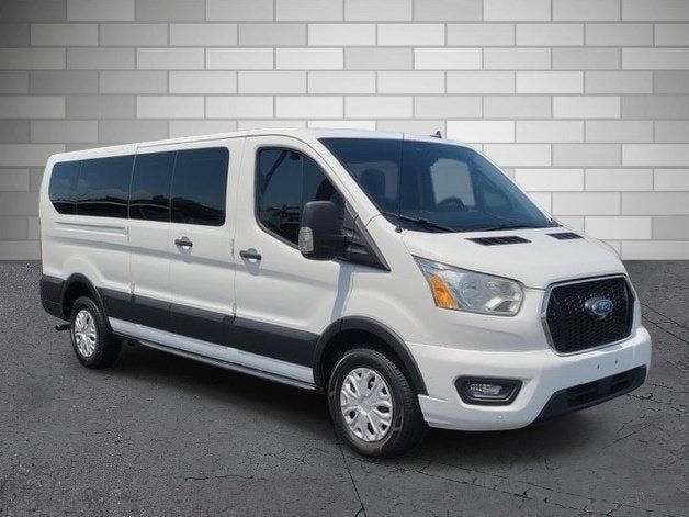 2021 Ford Transit Passenger Wagon XL