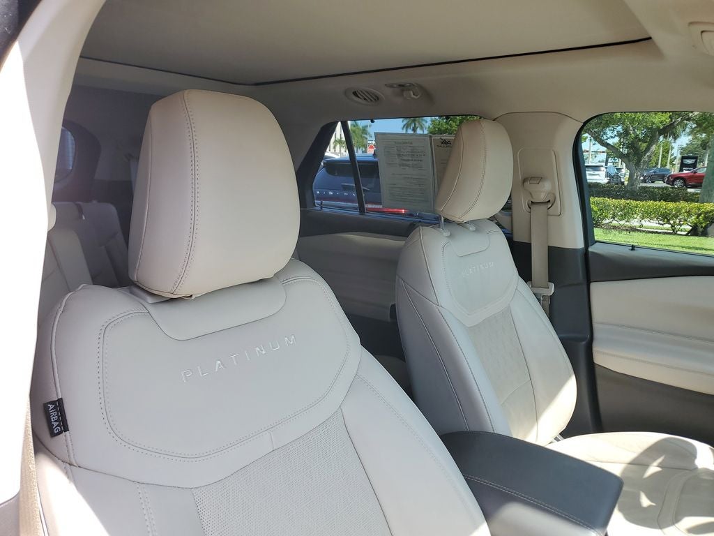 2022 Ford Explorer Platinum