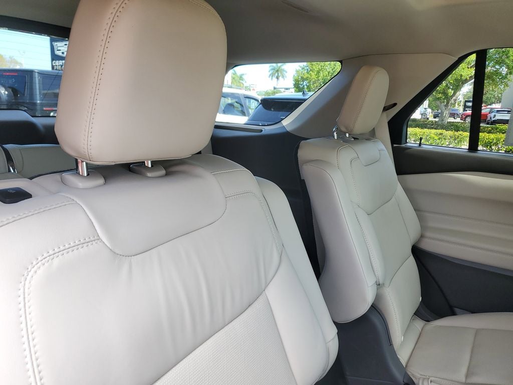 2022 Ford Explorer Platinum