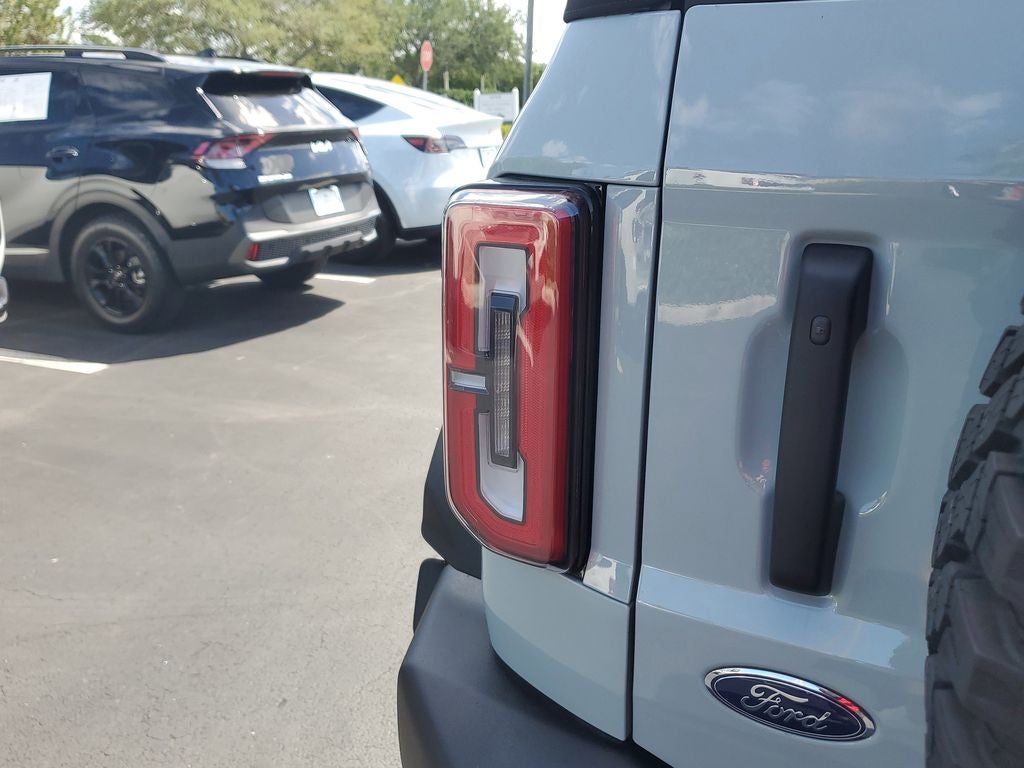 2022 Ford Bronco Base