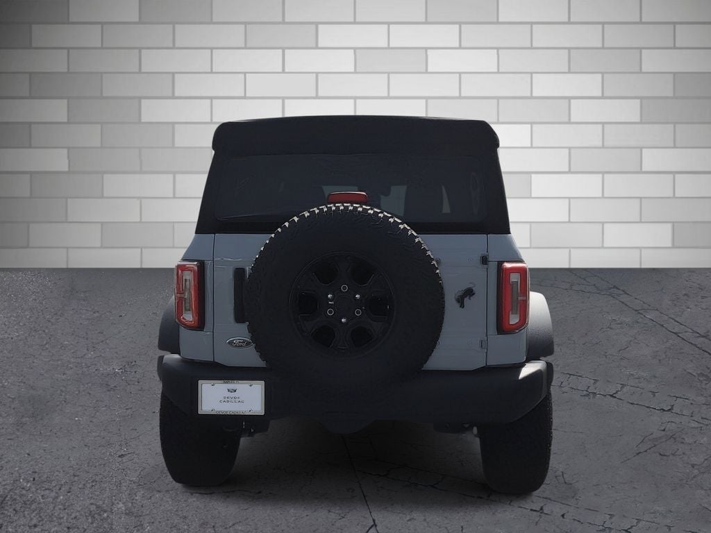 2022 Ford Bronco Base