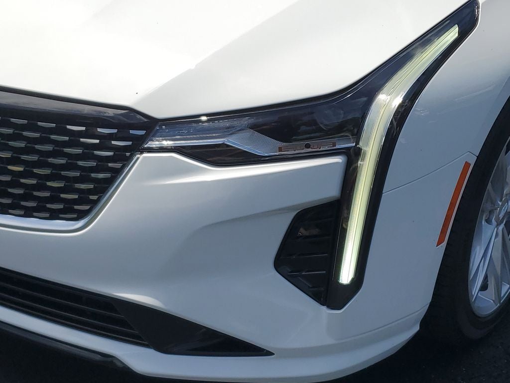 2023 Cadillac CT4 Luxury