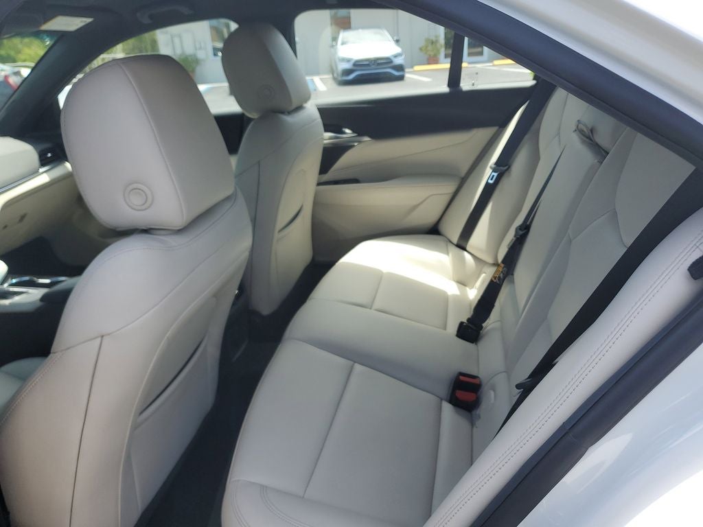 2023 Cadillac CT4 Luxury