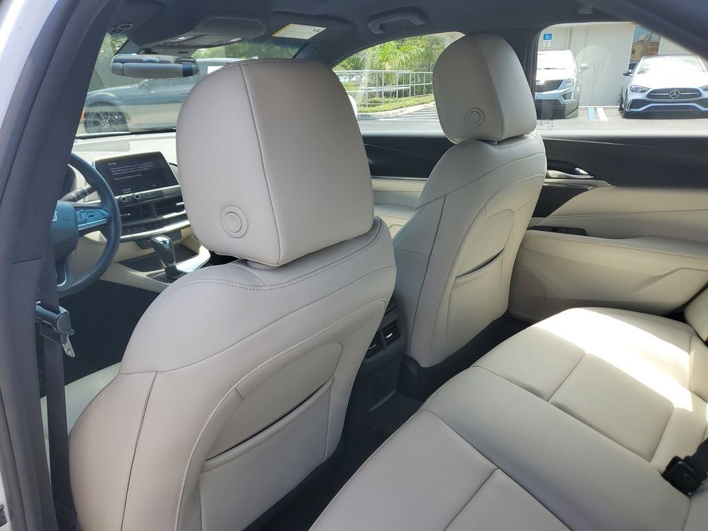 2023 Cadillac CT4 Luxury