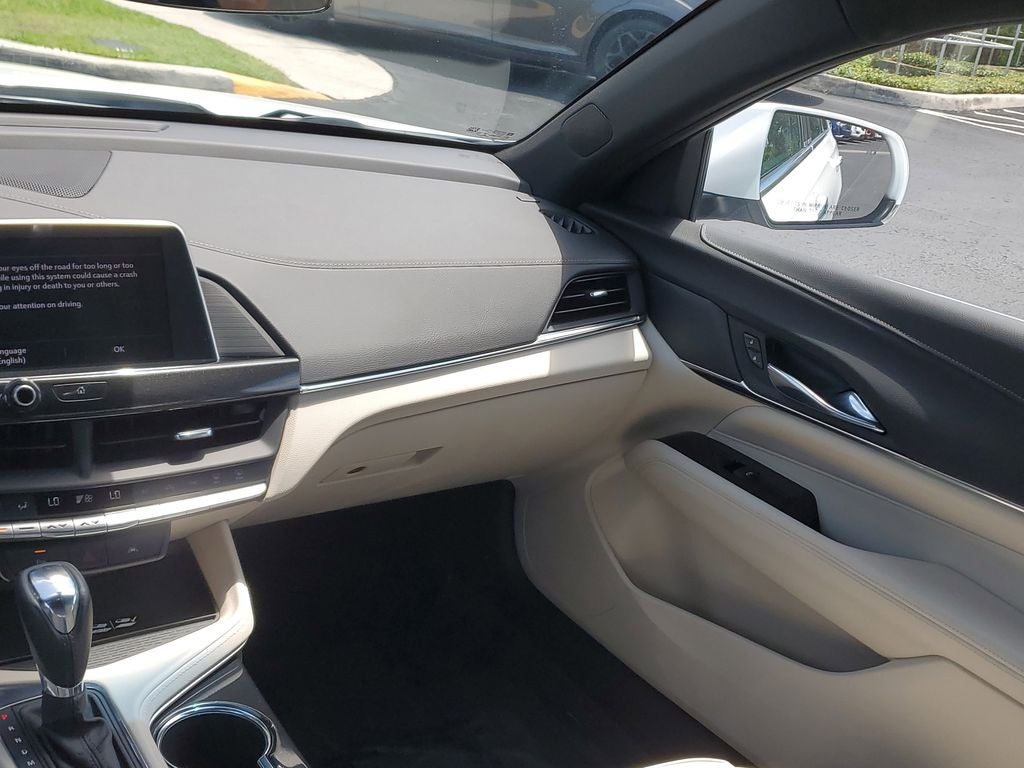2023 Cadillac CT4 Luxury