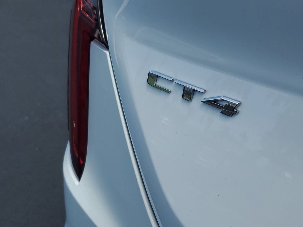 2023 Cadillac CT4 Luxury