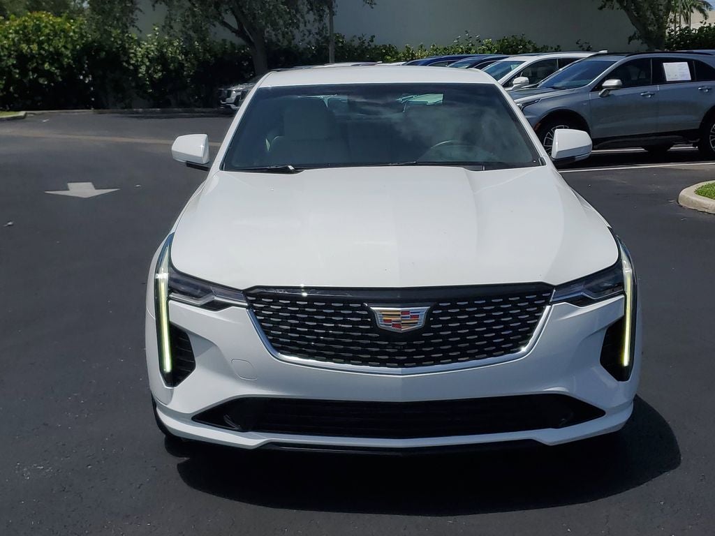 2023 Cadillac CT4 Luxury