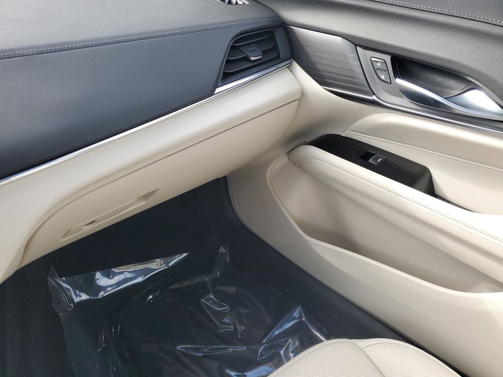 2023 Cadillac CT4 Premium Luxury