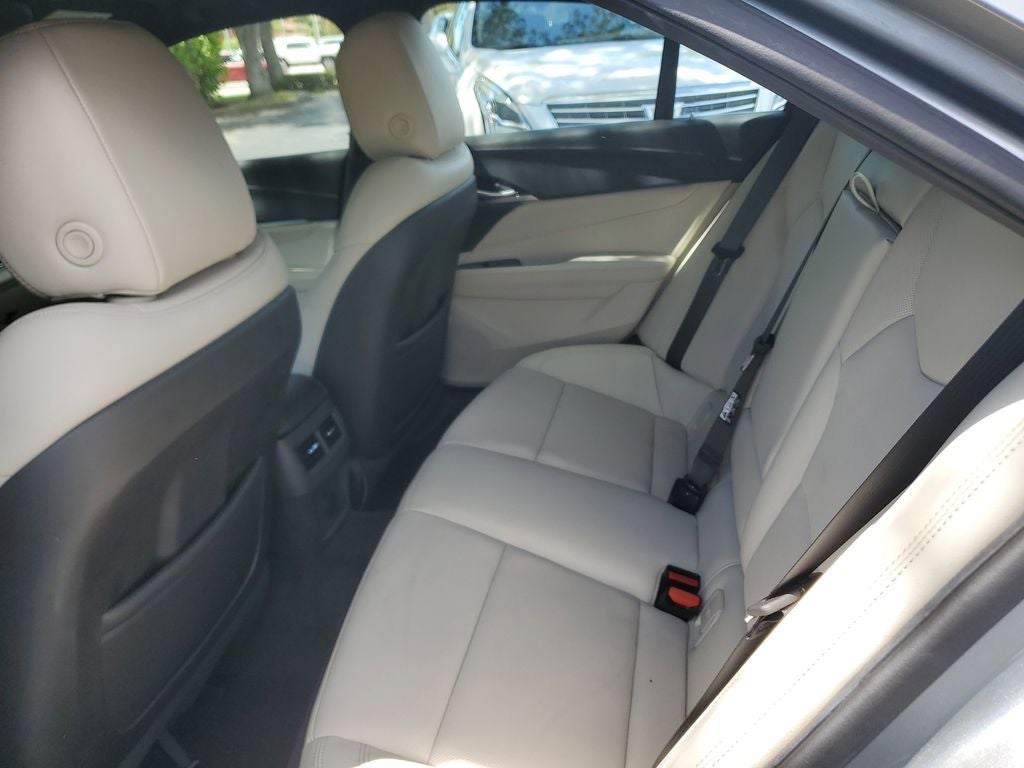 2023 Cadillac CT4 Premium Luxury