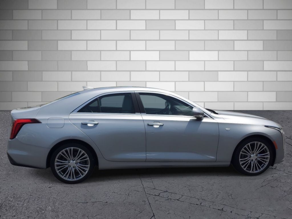2023 Cadillac CT4 Premium Luxury