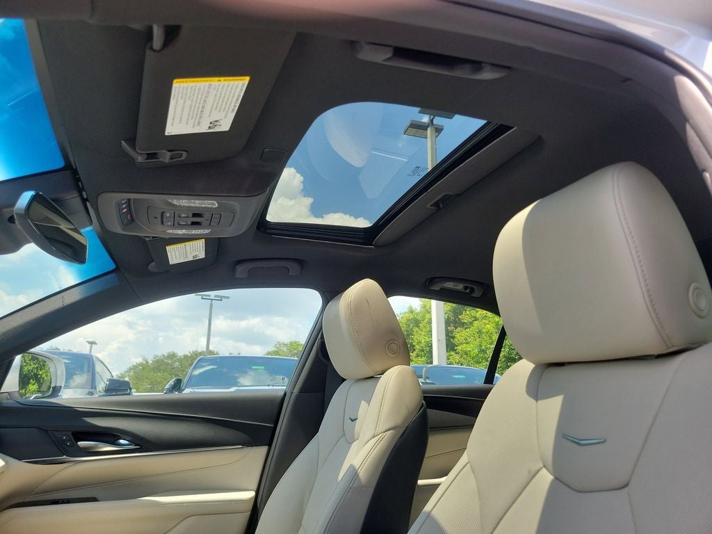 2025 Cadillac CT4 Premium Luxury