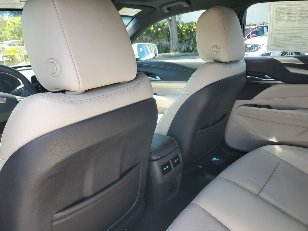 2023 Cadillac CT4 Premium Luxury