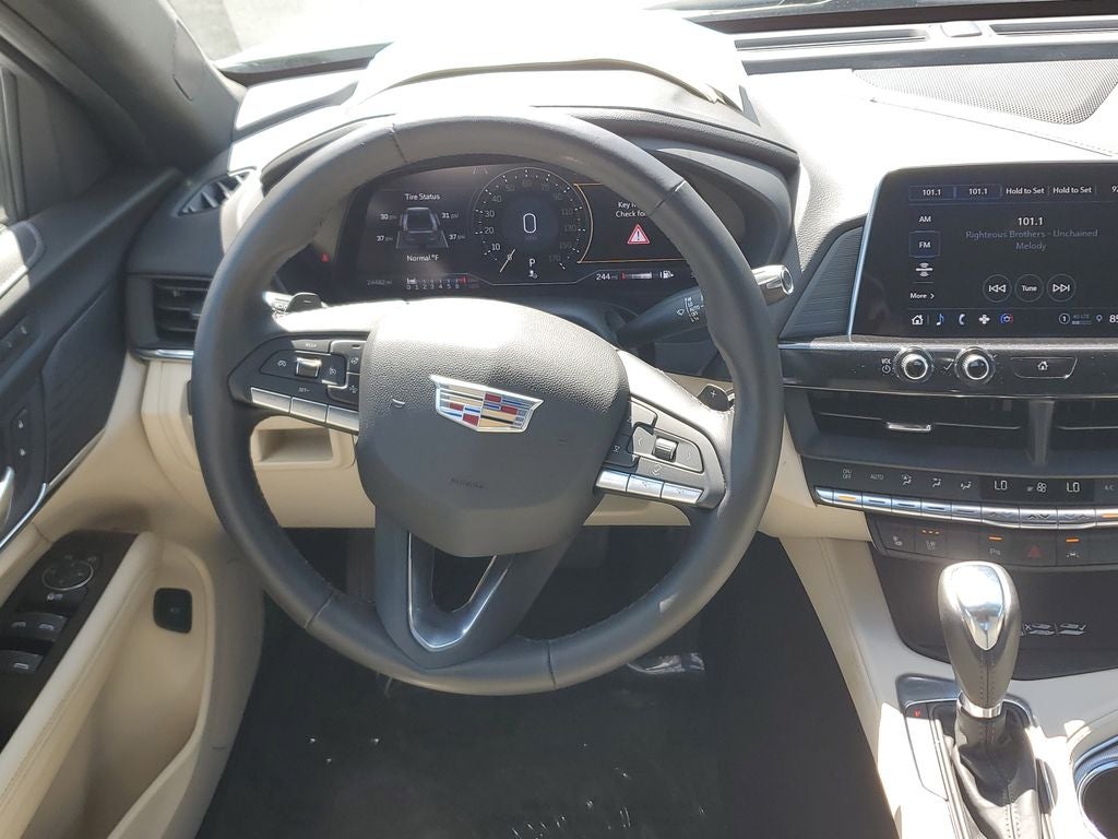 2023 Cadillac CT4 Premium Luxury