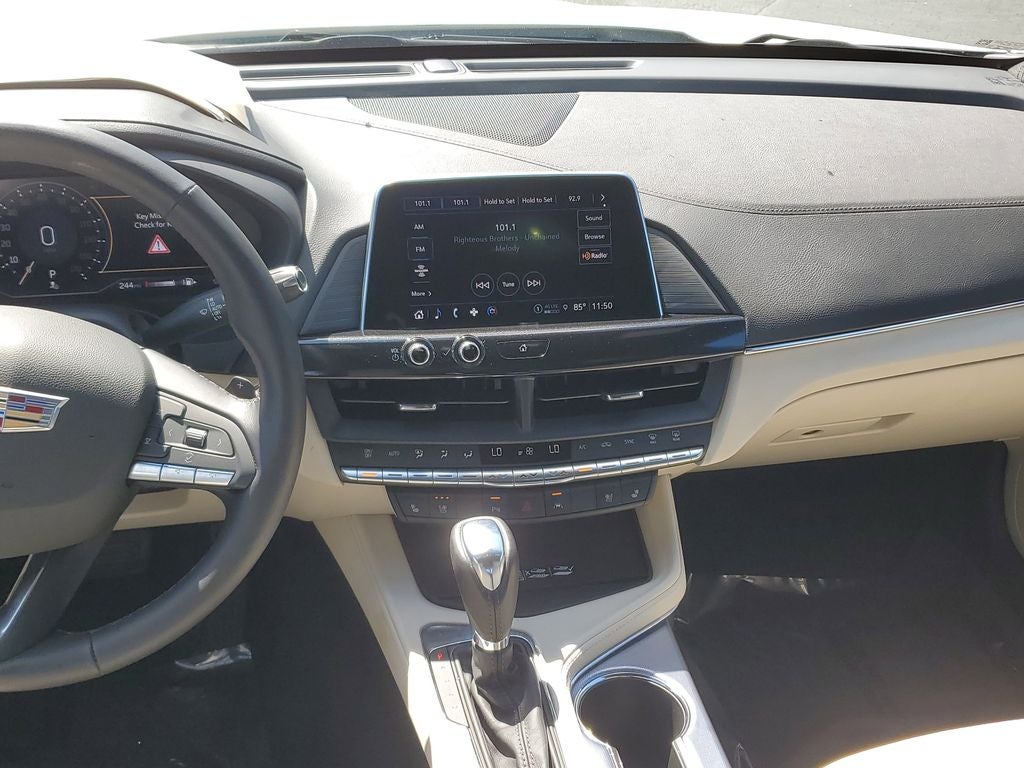 2023 Cadillac CT4 Premium Luxury