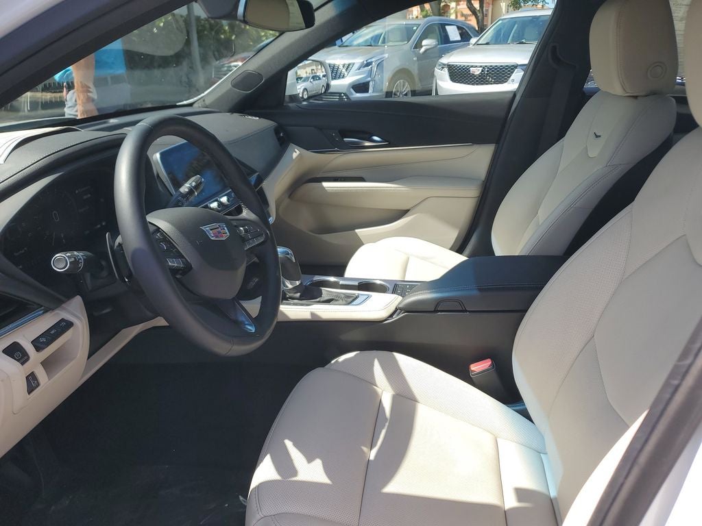 2023 Cadillac CT4 Premium Luxury