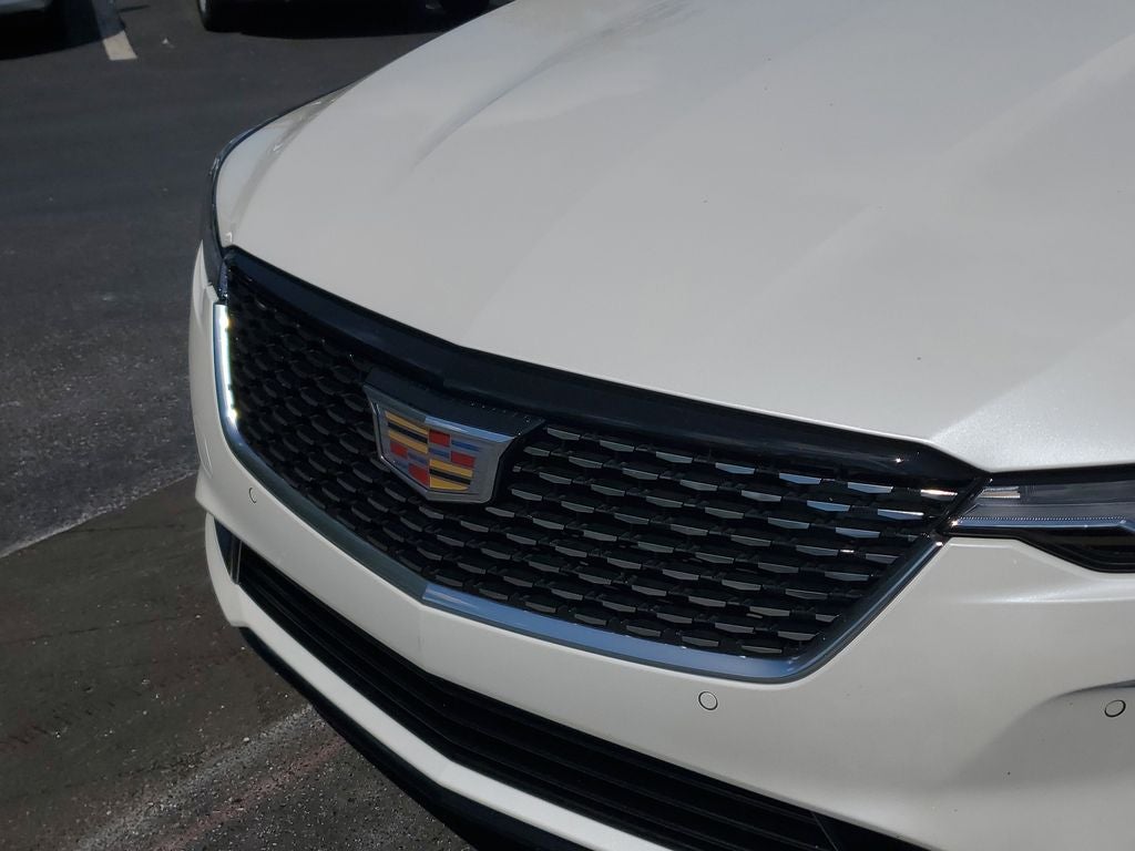 2023 Cadillac CT4 Premium Luxury