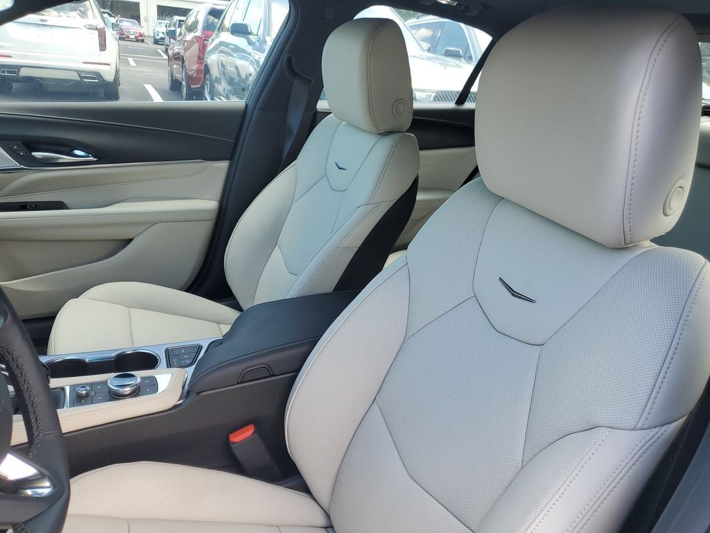 2025 Cadillac CT4 Premium Luxury