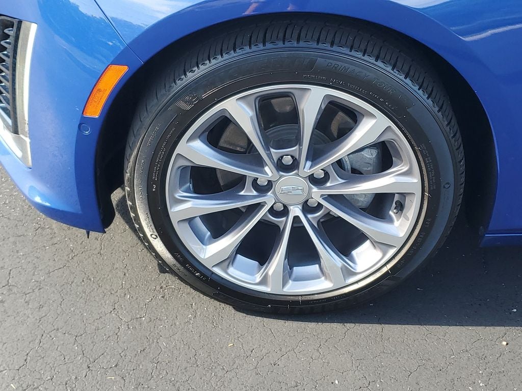 2022 Cadillac CT5 Premium Luxury