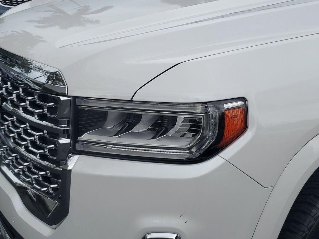 2020 GMC Acadia Denali