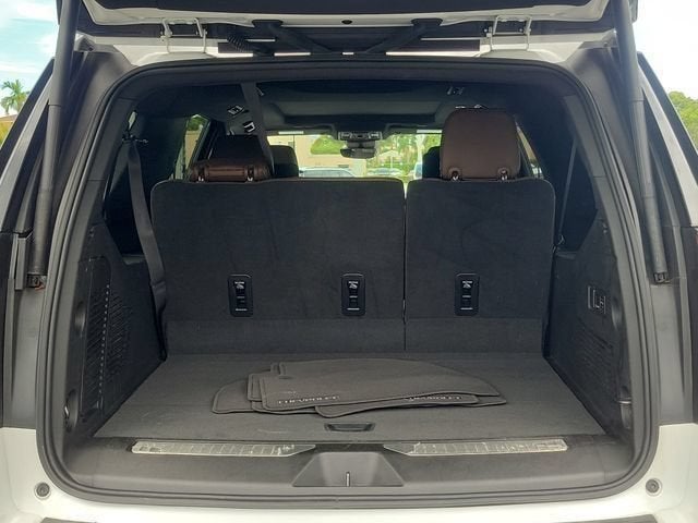 2024 Chevrolet Suburban High Country - Photo 13