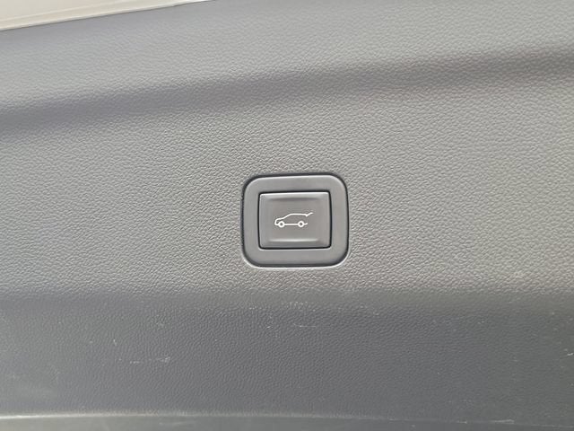 2024 Chevrolet Suburban High Country - Photo 14