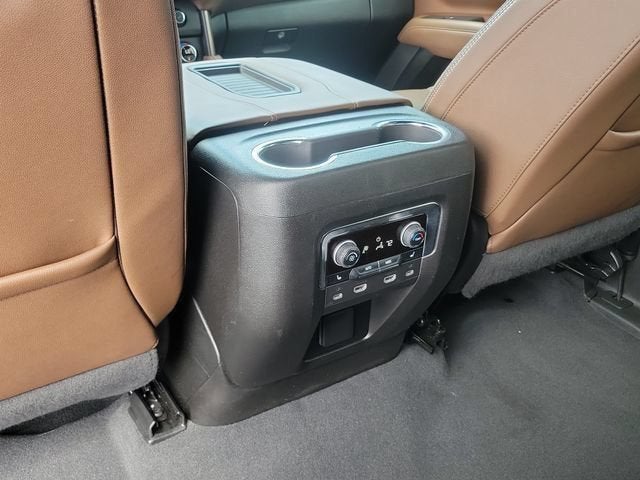2024 Chevrolet Suburban High Country - Photo 18