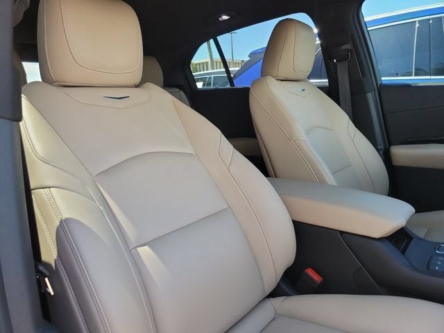 2024 Cadillac XT4 Luxury