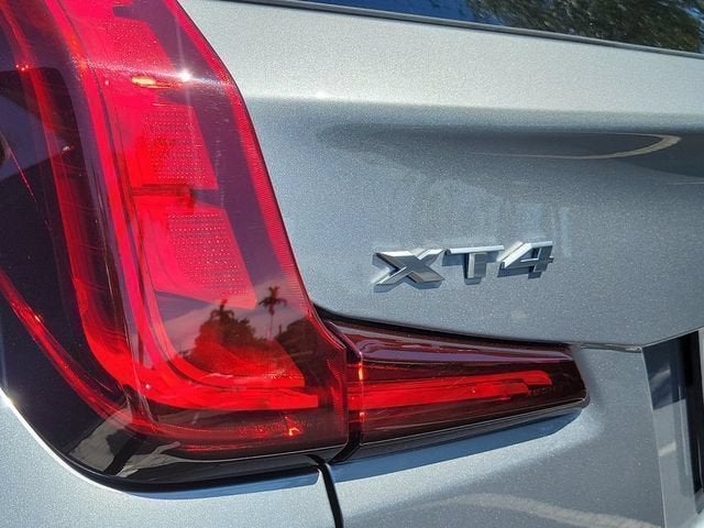 2024 Cadillac XT4 Luxury