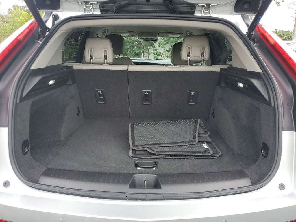 2021 Cadillac XT4 Luxury