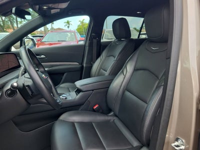 2025 Cadillac XT4 Premium Luxury