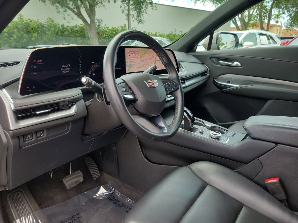 2025 Cadillac XT4 Premium Luxury