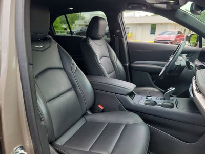 2025 Cadillac XT4 Premium Luxury