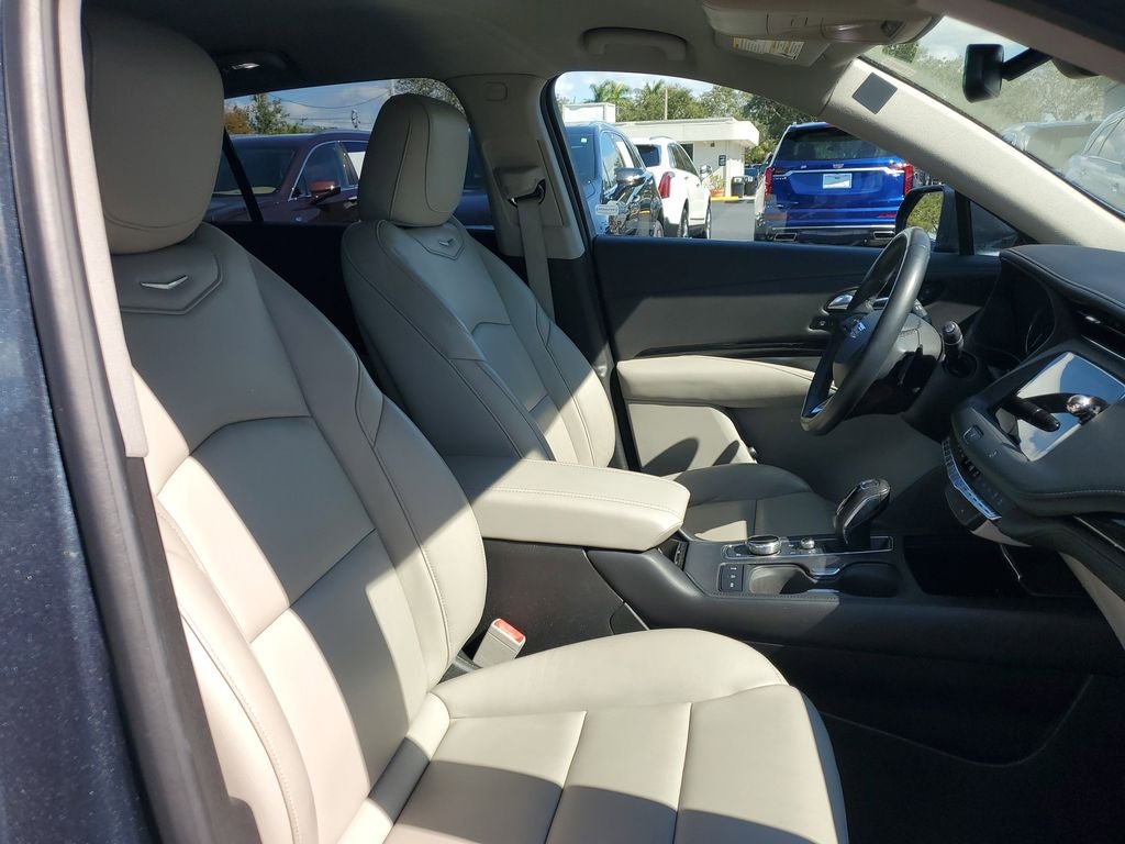 2019 Cadillac XT4 FWD Premium Luxury