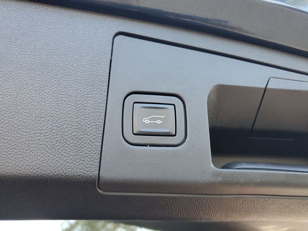 2019 Cadillac XT4 FWD Premium Luxury