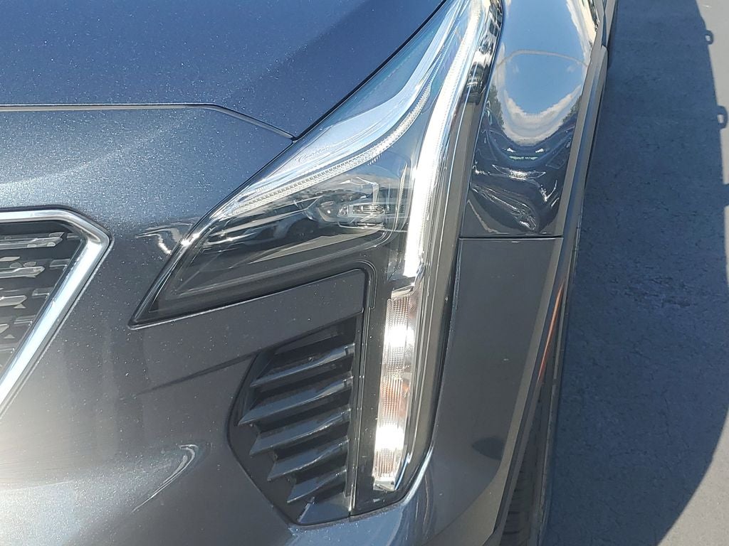 2019 Cadillac XT4 FWD Premium Luxury