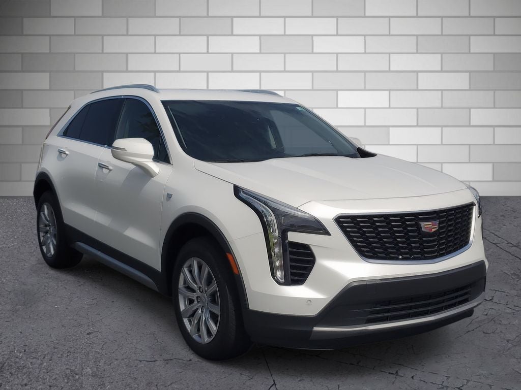 2022 Cadillac XT4 Premium Luxury