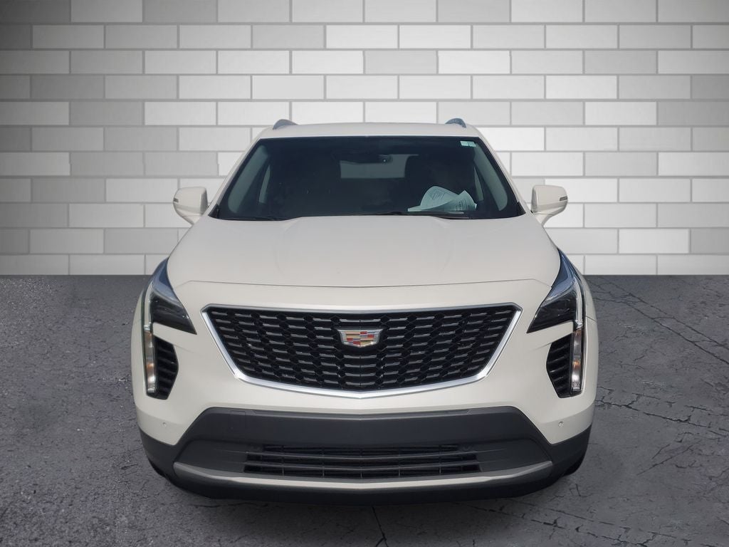 2022 Cadillac XT4 Premium Luxury