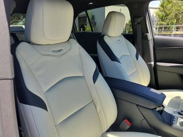 2023 Cadillac XT4 FWD Sport
