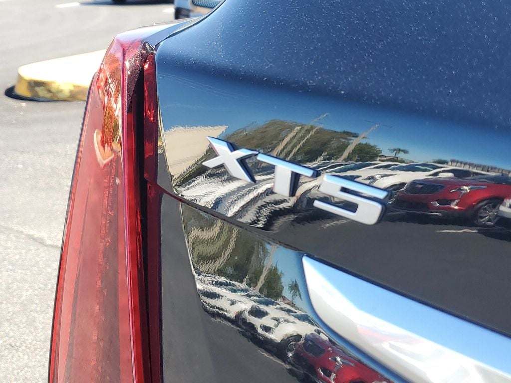 2022 Cadillac XT5 Luxury