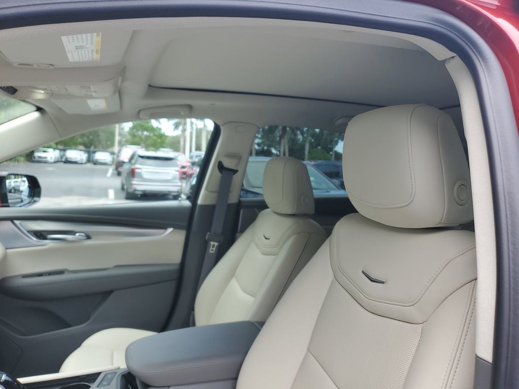 2025 Cadillac XT5 Premium Luxury