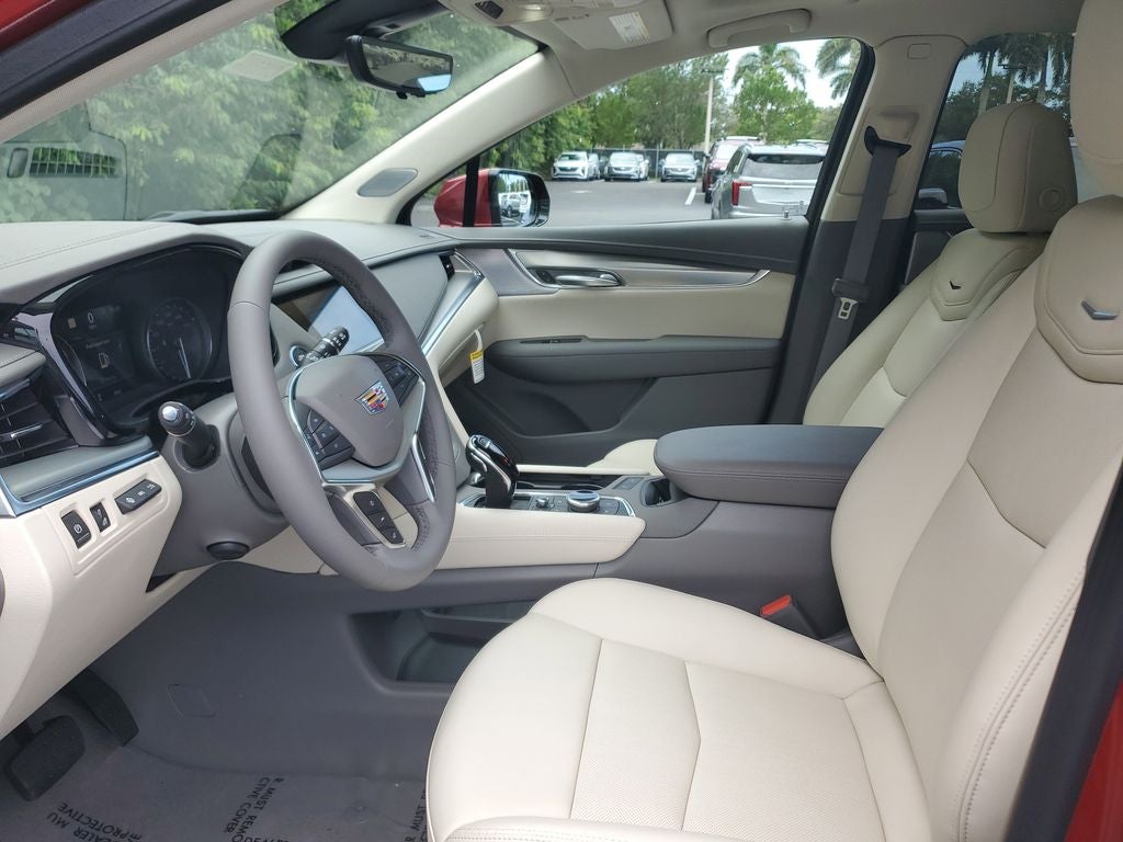 2025 Cadillac XT5 Premium Luxury