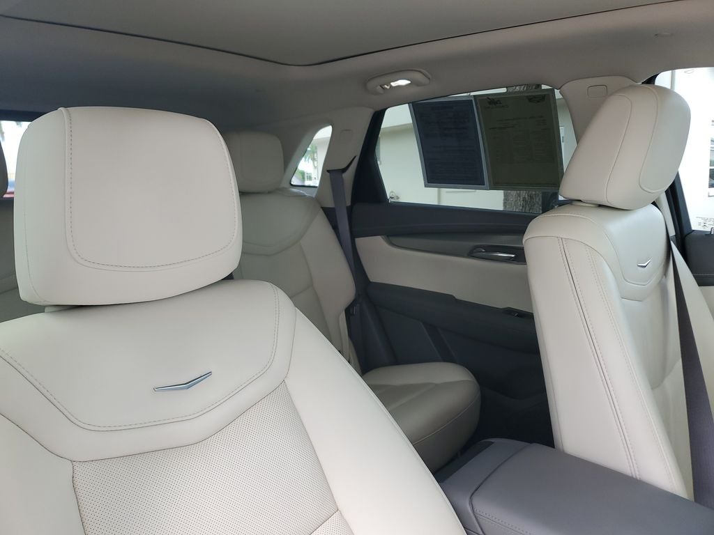 2021 Cadillac XT5 FWD Premium Luxury
