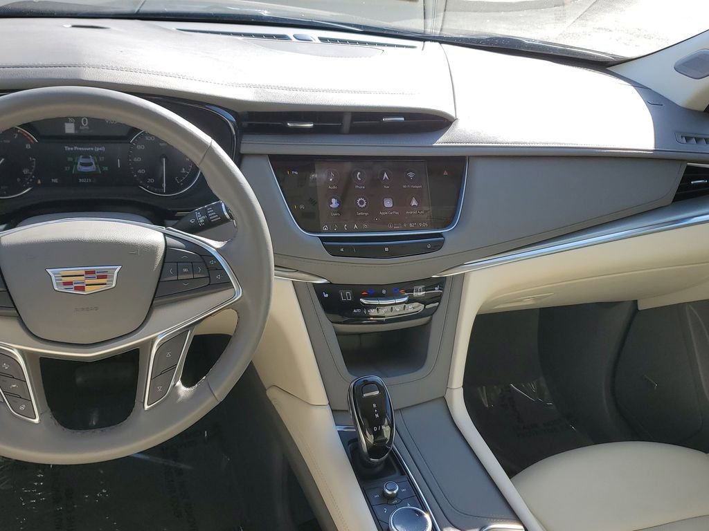 2021 Cadillac XT5 FWD Premium Luxury