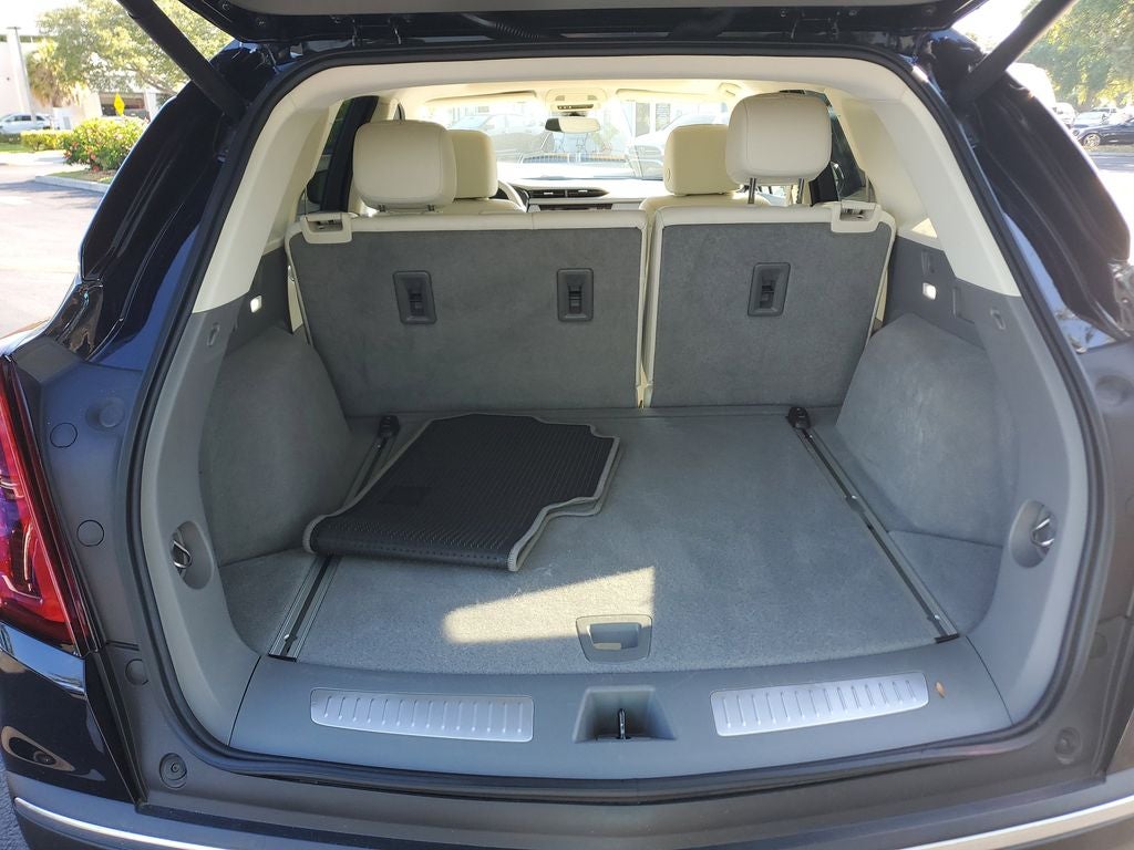 2021 Cadillac XT5 FWD Premium Luxury