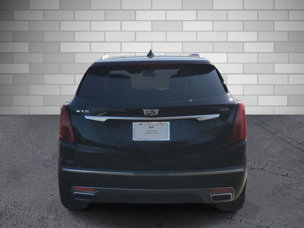 2021 Cadillac XT5 FWD Premium Luxury
