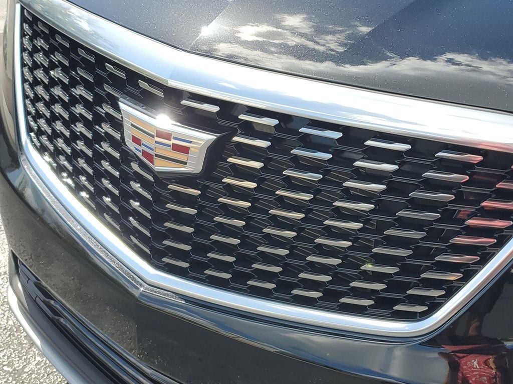 2022 Cadillac XT5 Premium Luxury
