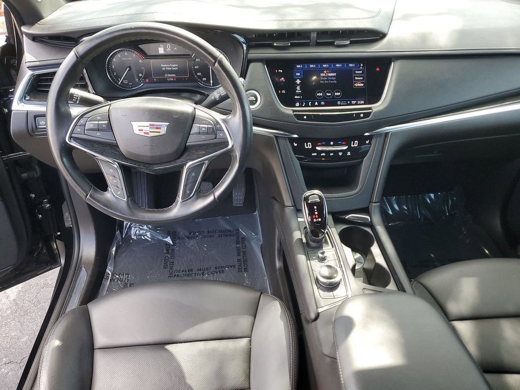 2022 Cadillac XT5 Premium Luxury