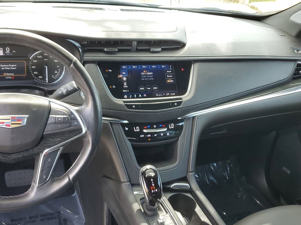 2022 Cadillac XT5 Premium Luxury