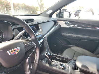 2022 Cadillac XT5 Premium Luxury