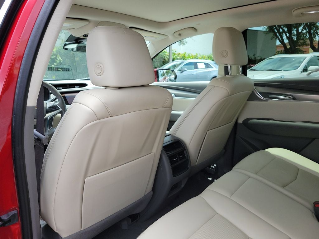 2022 Cadillac XT5 Premium Luxury
